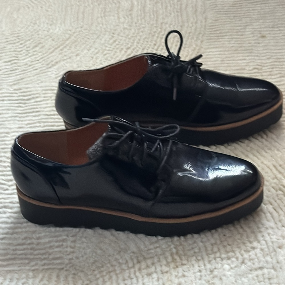 Chinese Laundry Kiss lace up oxfords black patent shoes Sz 10